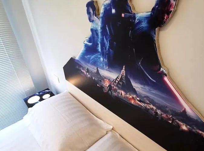 Red Carpet 4* باري