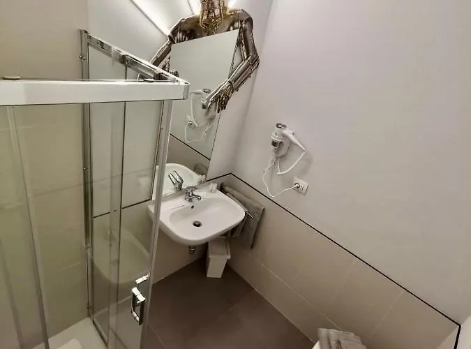 Red Carpet Nocleg ze śniadaniem Bari