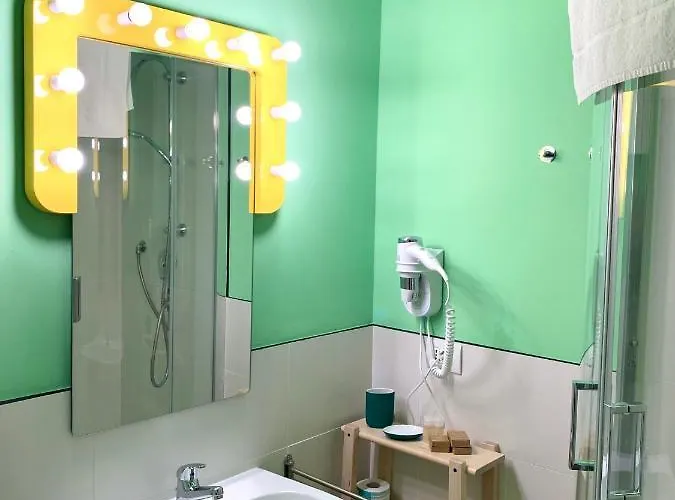 Nocleg ze śniadaniem Red Carpet