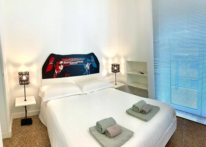 Red Carpet Nocleg ze śniadaniem Bari