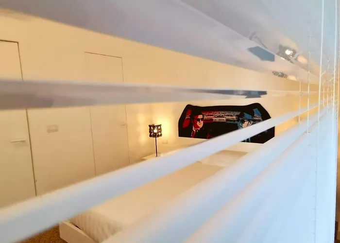 Nocleg ze śniadaniem Red Carpet 3*