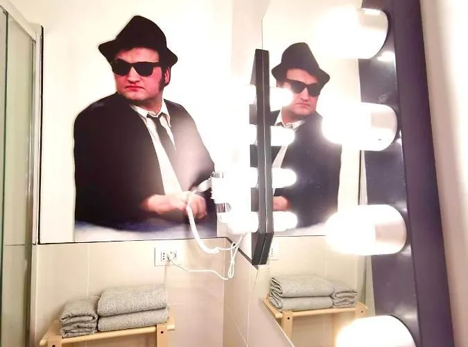 Red Carpet 4* باري