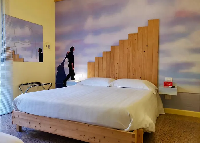 Red Carpet Nocleg ze śniadaniem