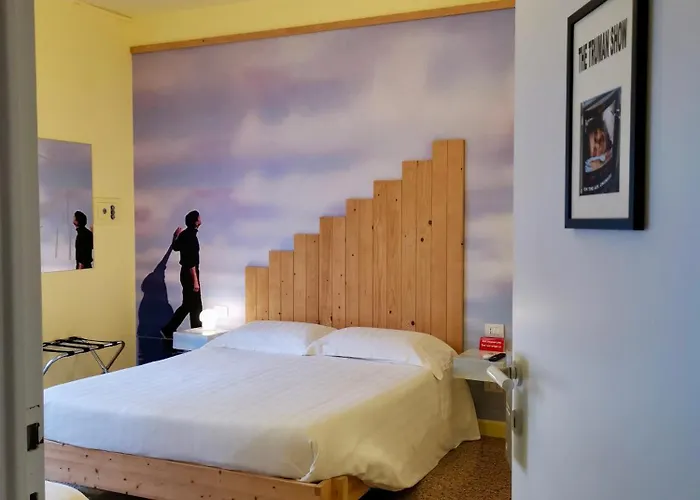 Nocleg ze śniadaniem Red Carpet