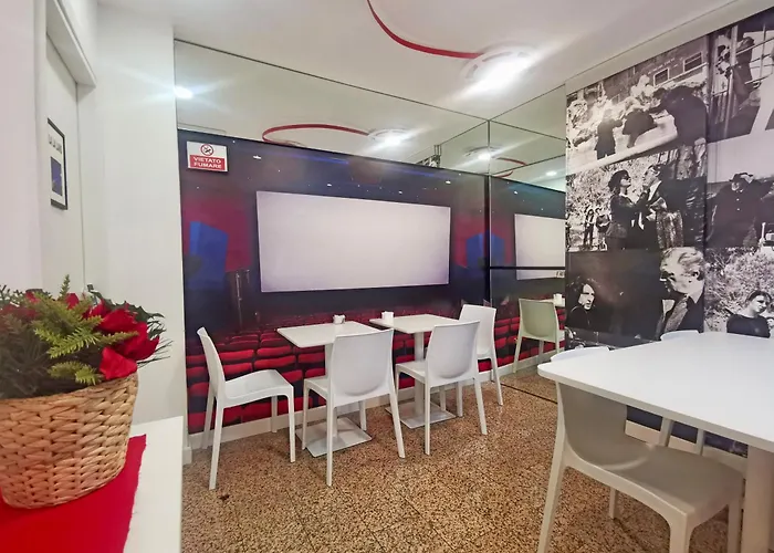 Red Carpet Nocleg ze śniadaniem Bari