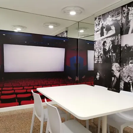 Red Carpet Готель типу 