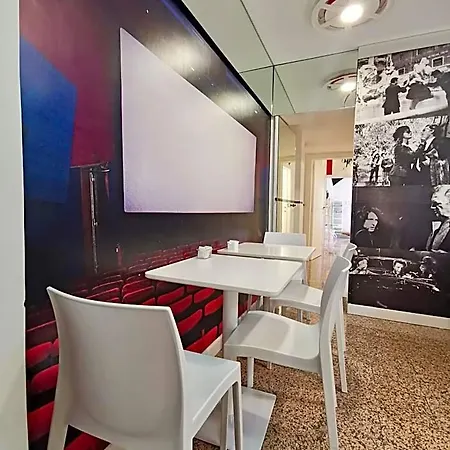 فندق مبيت وإفطار Red Carpet 3*