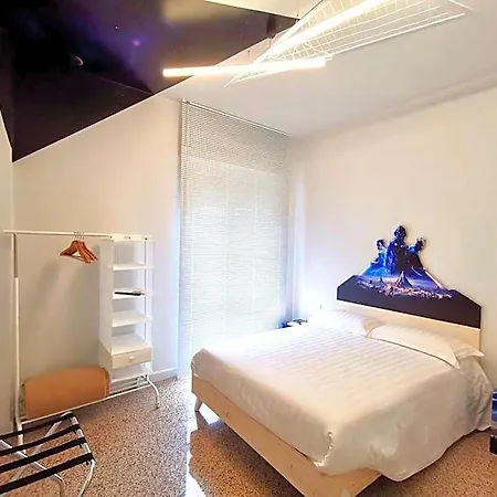 Red Carpet فندق مبيت وإفطار 3*